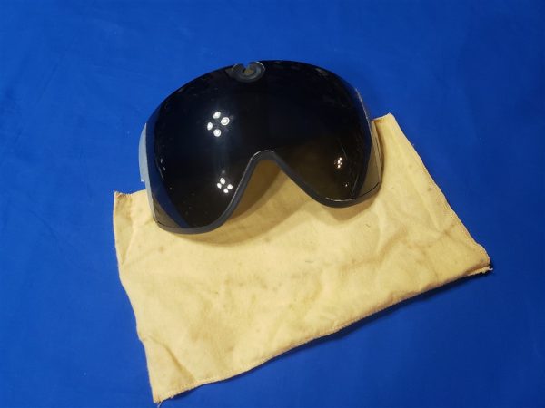 flight helmet dark visor