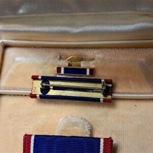 world-war-two-distinguished-service-cross-on-the-original-box-early-wrap-broach-numbered-19744-mint-unissued-condition-not named