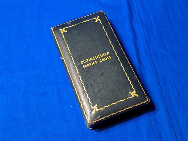 world-war-two-distinguished-service-cross-on-the-original-box-early-wrap-broach-numbered-19744-mint-unissued-condition-not named