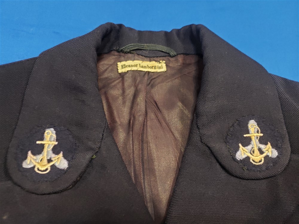 uniform-wave-naval-chief-black-collar