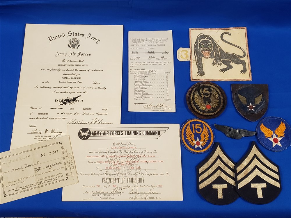 group-from-760th-bomb-squadron-wwii-italy-with-panther-patch-paperwork-and-other-named-items-from-this-air-gunner