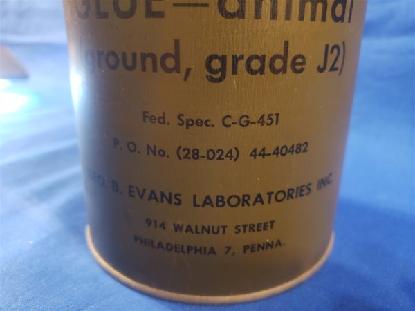 world-war-2-animal-clue-quart-can-full-of-contents-great-for-original-repairs-without-glow