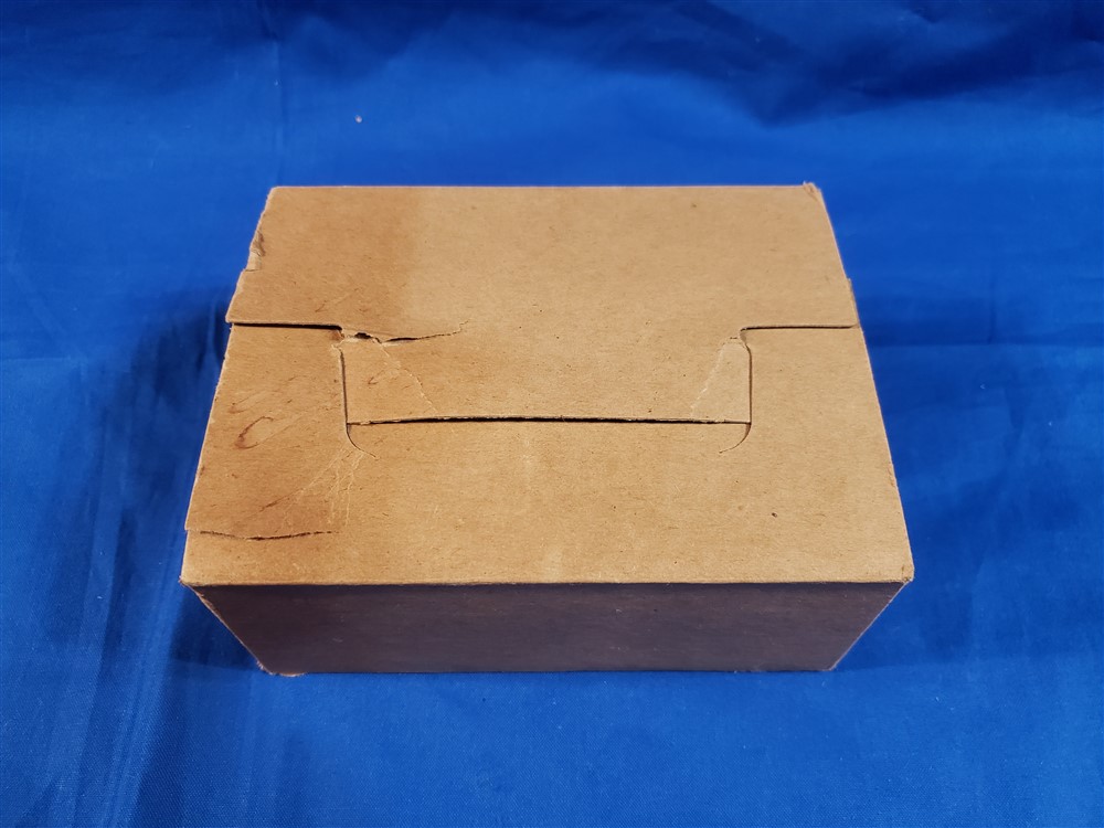 box-red-cross-gauze-bottom.jpg