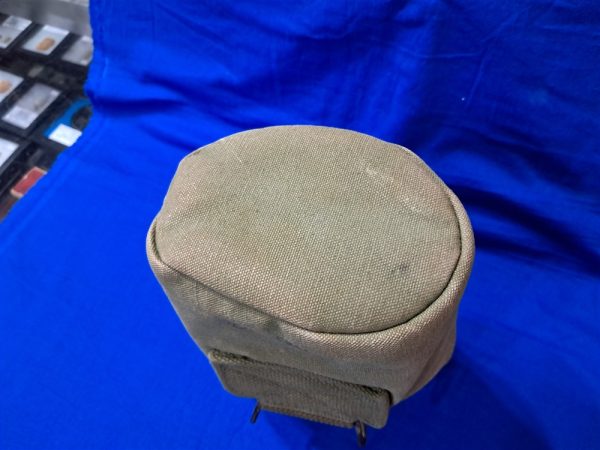 world-war-two-canteen-set-croix-manufactured-cover-45-dated-excellent-condiiton