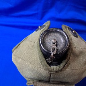 world-war-two-canteen-set-croix-manufactured-cover-45-dated-excellent-condiiton