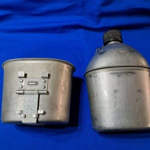 world-war-two-canteen-set-croix-manufactured-cover-45-dated-excellent-condiiton