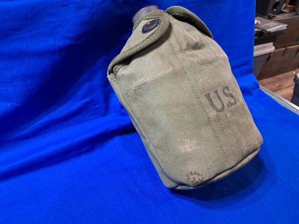 world-war-two-canteen-set-croix-manufactured-cover-45-dated-excellent-condiiton