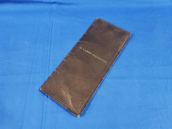 discharge-holder-folder-wwii-faux-leather-in-the-color-black-these-protected-the-paperwork