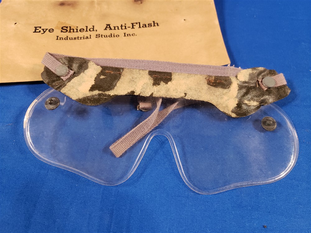 eye-shields-antiflash-package