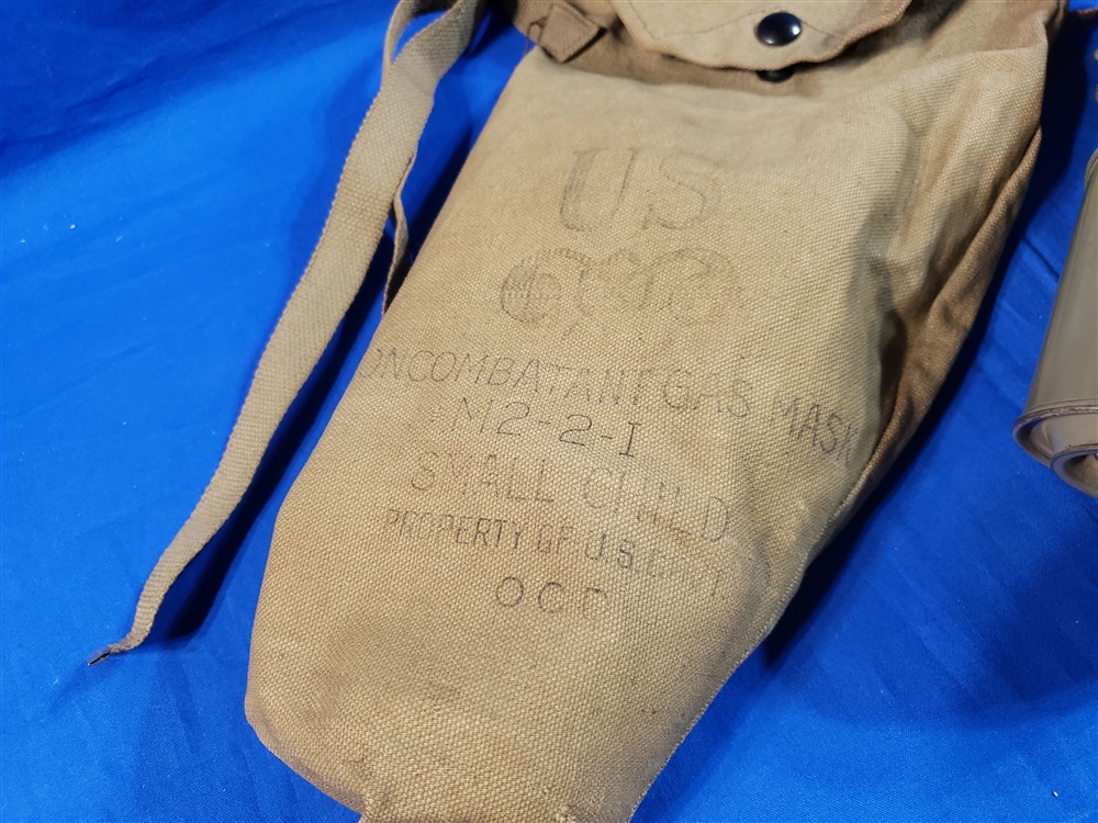 m2-childs-gas-mask-bag-markings