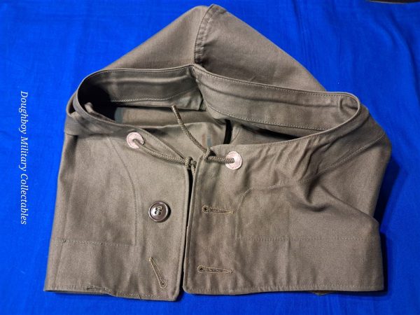 world-war-two-mint-size-medium-field-m-1943-jacket-hood-for-the-coat-unissued-condition-with-tags