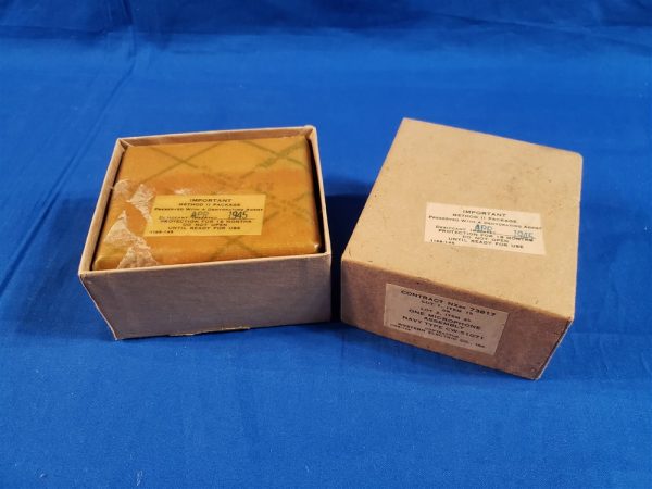 microphone-lip-cw-51071-wwii-usmc