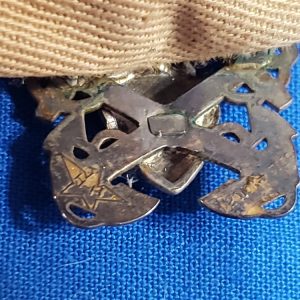 navy-officers-bewlt-hat-helmick-id-hh-matchentified-pin-insignia-inside