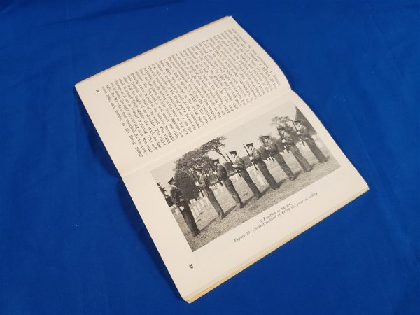 pamphlet-21-39-military-funeral-35th-division-1947