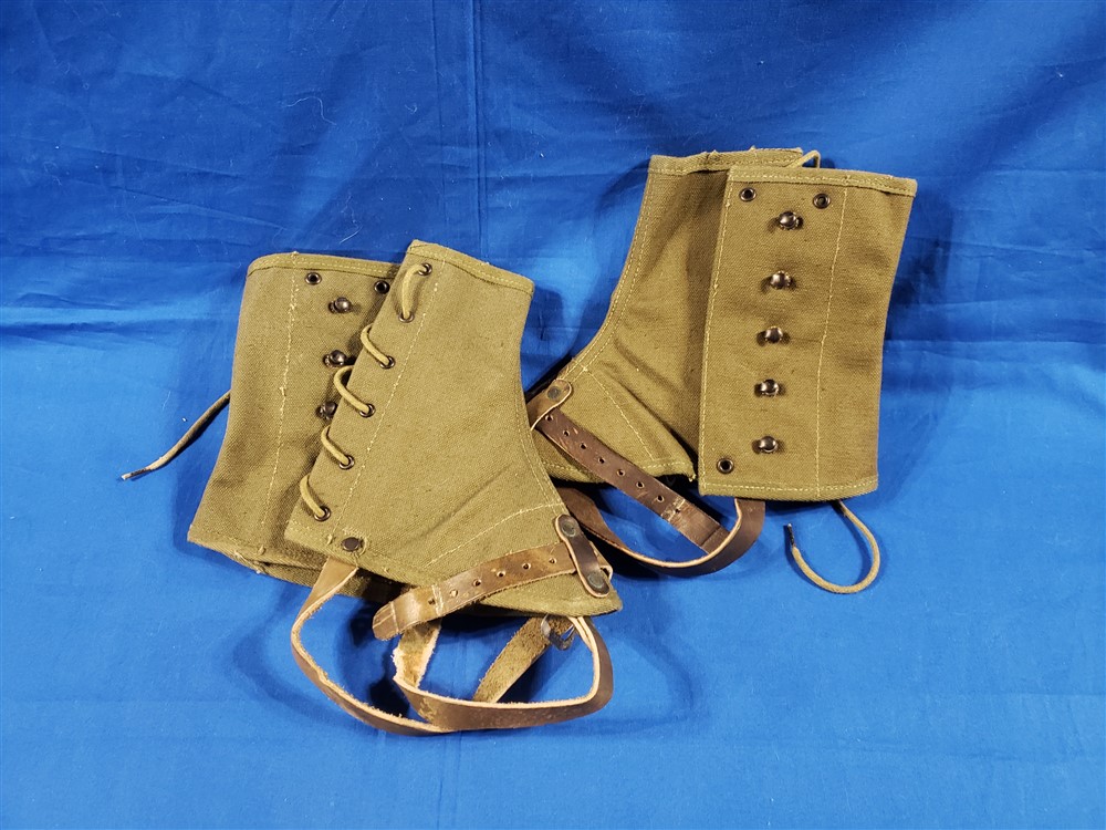 pair-of-late-war-mountain-troop-ski-legging-1945-dated-with-the-leather-straps-and-in-great-condition