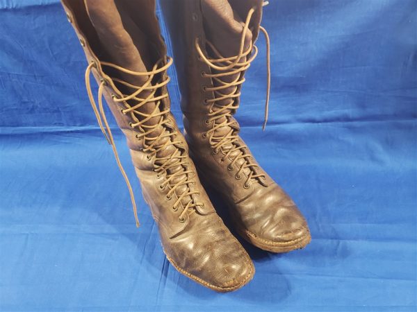 world-war-one-officers-hob-nail-trench-boots-with-laces-and-use-from-the-trenches-these-are-in-nice-condition-with-soft-leather