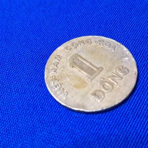 south-vietnam-one-1-dong-coin-bring-back-from-soldier-surrency-vietnam-war
