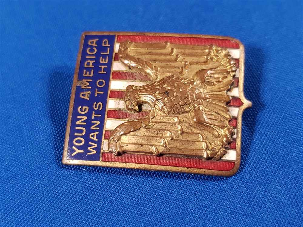 amer-brit-youth-relief-pin-wwii