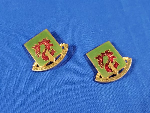 dui-504th-mp-set-from-1950-mayer-marked-9m-pin-back