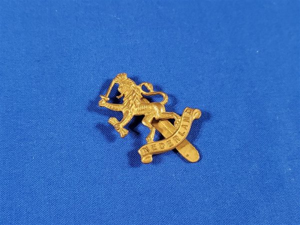 dutch-cap-badge-free dutch-free-netherlands-cap badge-wwii-gaunt-manufactured-world-war-two-back