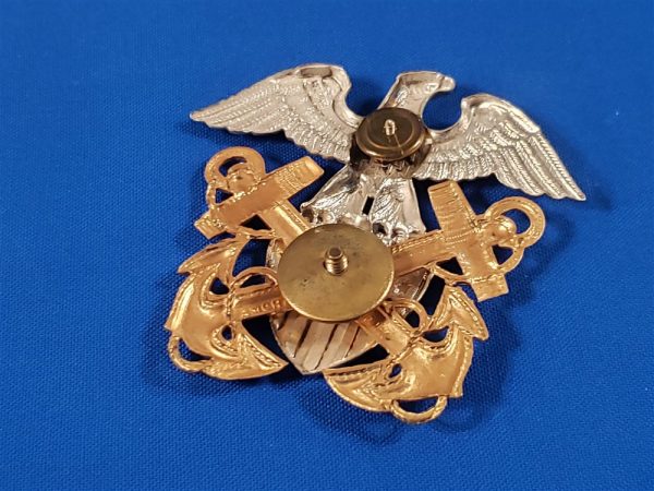 navy-off-officers-visor-cap-insignia-world-war-two-back-screw-sterling-amcraft-amcr-wings