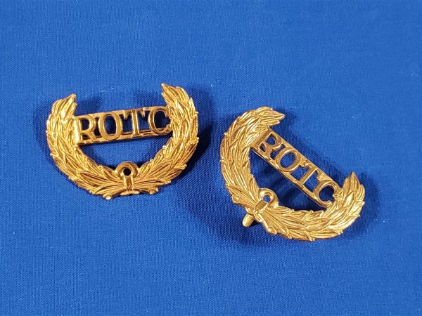 rotc-early-visor-cap insignia-with-wreath-screw-back-and-pin-back-marked-gemsco