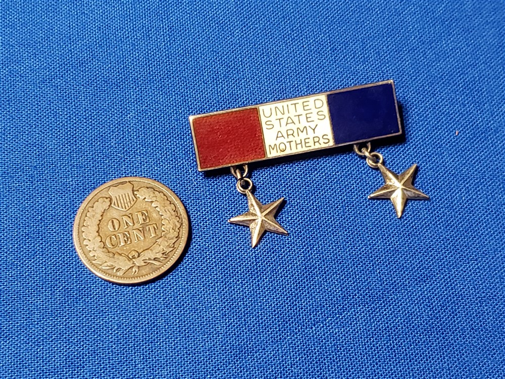 sweetheart-world-war-two-army-mothers-pin-with-2-stars-in-red-white-and-blue