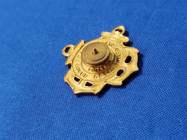 uscg-cap-badge-wwii-world-war-two-screw-back-overseas-nut