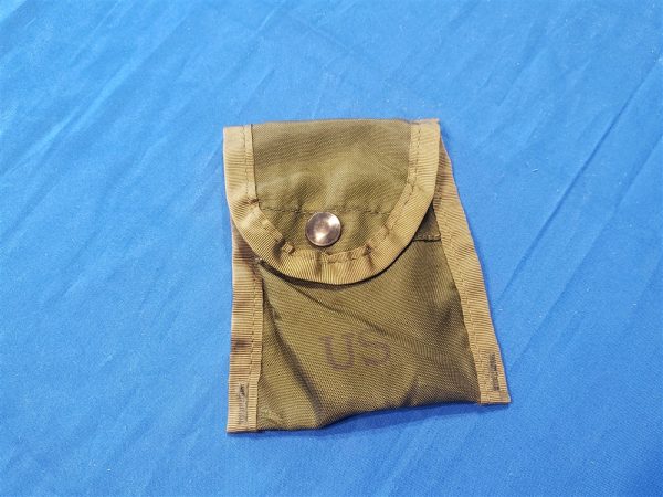 compass-pouch-vietnam-late-era-for-the-lensatic-compass-used-in-the-field-nylon