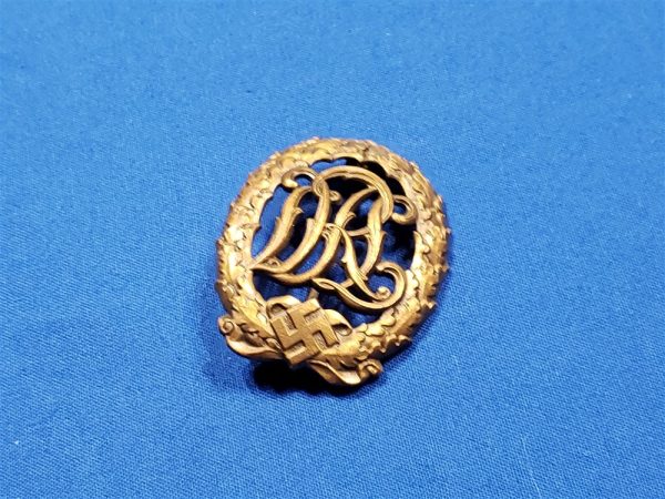 german-drl-sports-badge-in-bronze-wwii-pin-back-front-swastika-3rd
