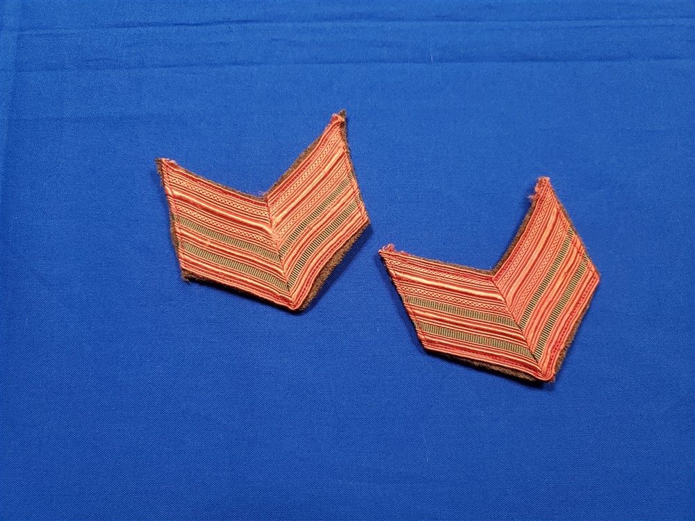 italian-wwii-corp-corporal-major-rank-uniform-felt-red