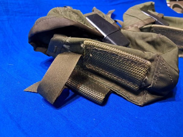 vietnam-war-era-1970-dated-magazine-pouch-set-for-the-m-16-rifle-system-with-20-round-pouches-nylon