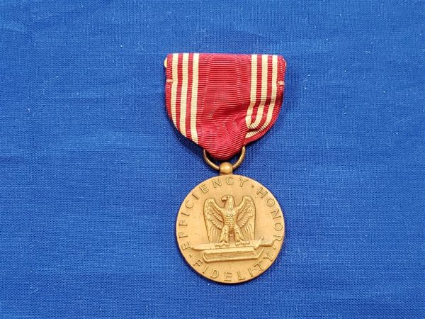 medal wwii-gc-good-conduct-named-mcwilliams-with-the-original-pin-back-broach