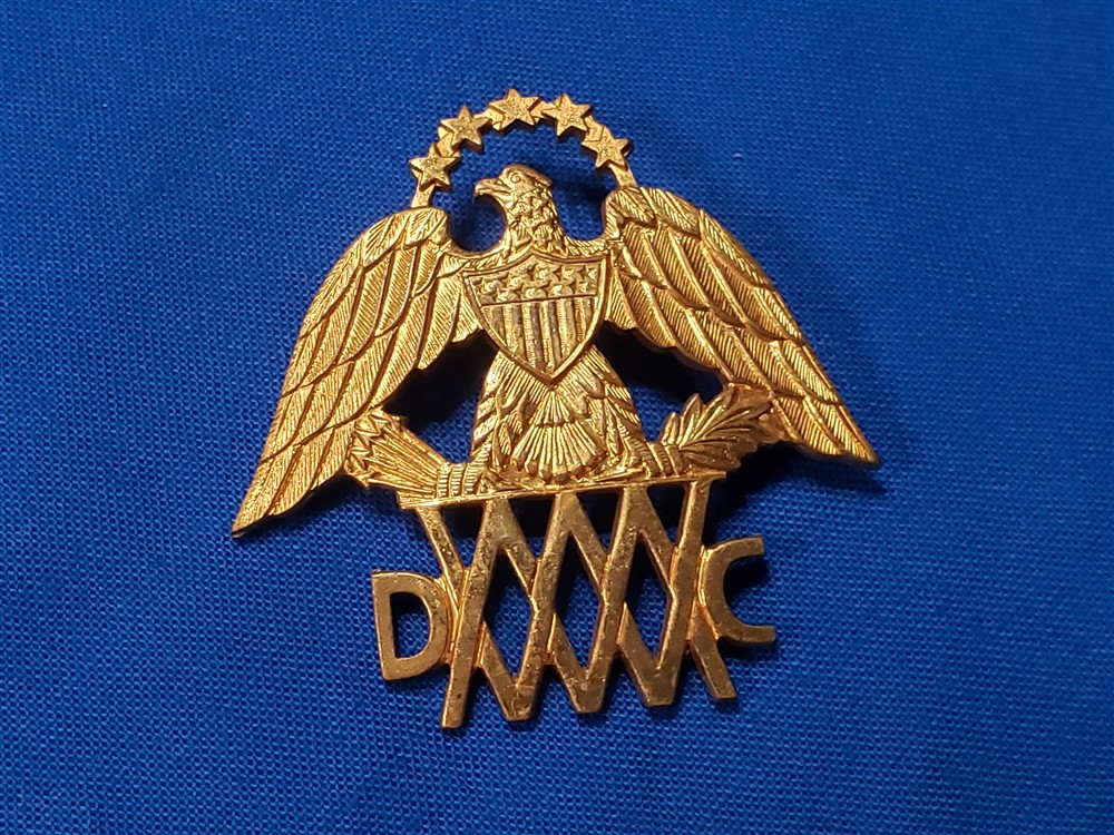 minute-women-dc-cap-insignia-back