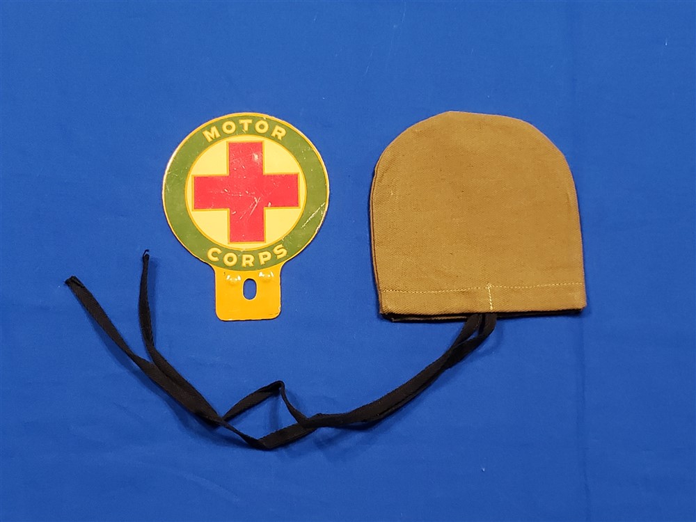 red-cross-vehicle-placard-with-cover-for-off-duty-enamel-painted-wwii-motor-corps