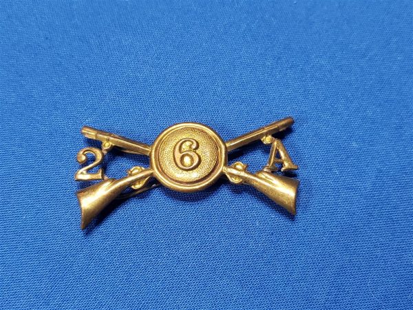 m1901-officer-infantry-inf-2nd-insignia-for-collar-with-company number-disc-in-center