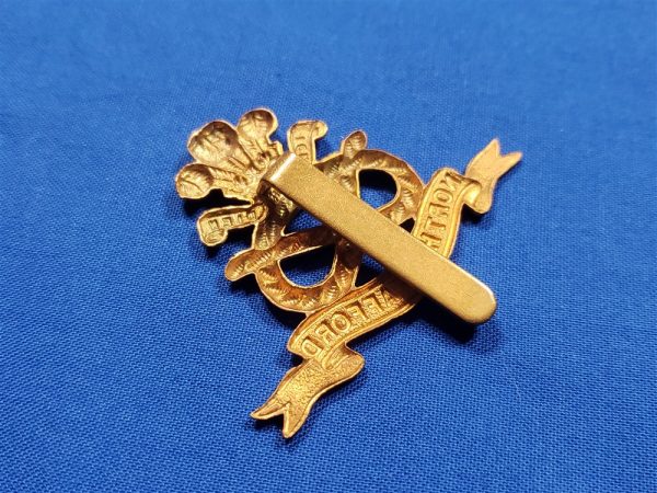 cap-badge-stafforg-regiment-british-wwii-enlisted-back