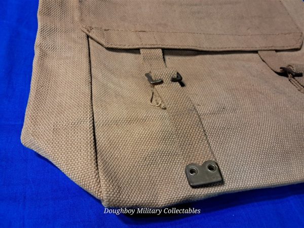 british world-war-two-canvas-p-1937-gear-battle-large-backpack-with-no-straps-mint-unissued-1945-dated