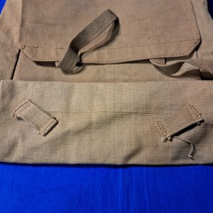 british world-war-two-canvas-p-1937-gear-battle-large-backpack-with-no-straps-mint-unissued-1945-dated