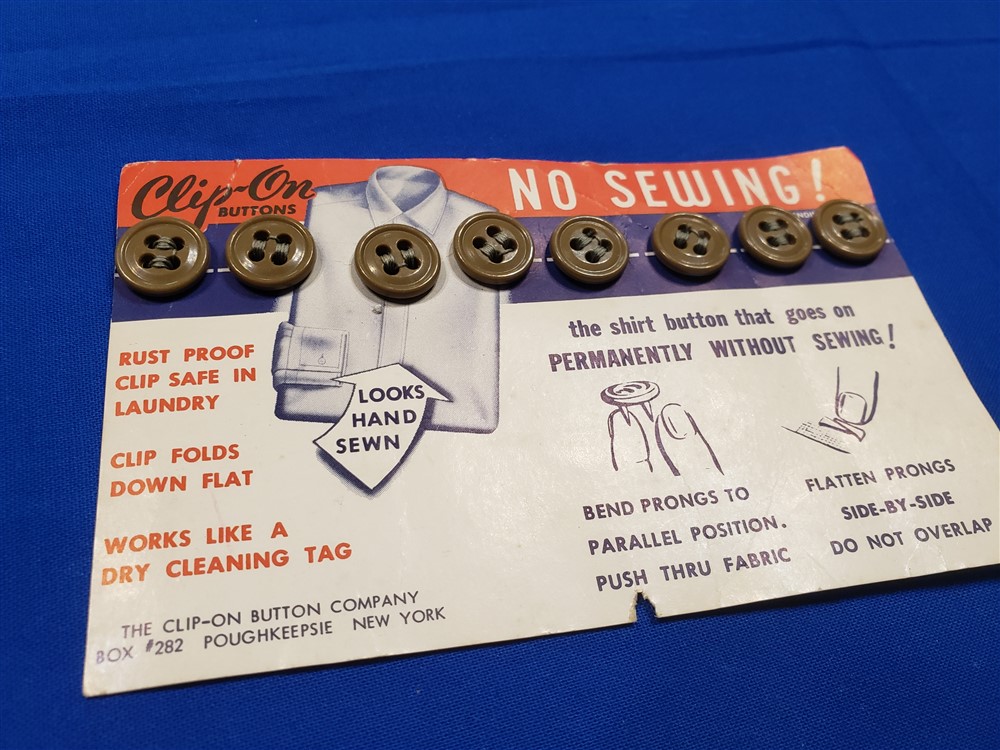 buttons-wwii-clip-on-card