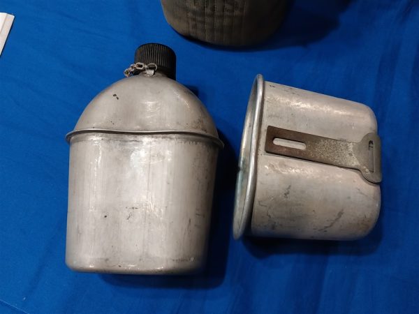 world-war-two-canteen-set-with-jqmd-1945-dated-cover-quartermaster-jeffersonville-made-with-canteen-cup-cap