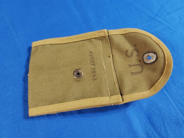 carbine-stock-pouch-43-dated-by-avery-mint-unissued-condition-wwii-snap-inside