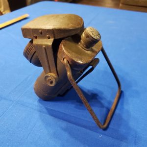 lamp-british-field-no1-hooded-model-for-the-soldiers-wwii