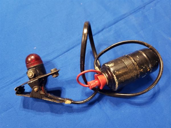 british-pilot-survival-vest-light-for-rescue-and-visual-aid-wwii-raf-air-force-wire