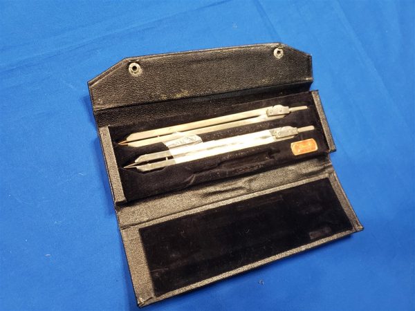 navy-proportional-dividers-in-original-case-2-present-1-missing-wwii-used