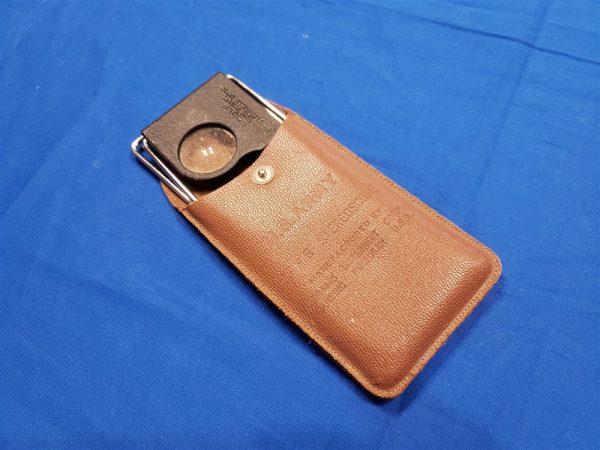 Army-stereoscope-cf08-for-batlefield-and-areal-map-reading-in-the-field-signal-corps