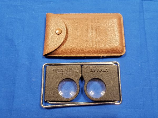 Army-stereoscope-cf08-for-batlefield-and-areal-map-reading-in-the-field-signal-corps