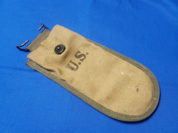 wire-cutter-pouch-wwii-1943-in-2-tone-early-color