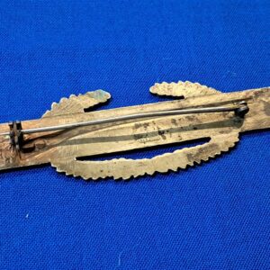 world-war-two-early-pin-back-combat-infantry-badge-sterling-marked-light-use-only