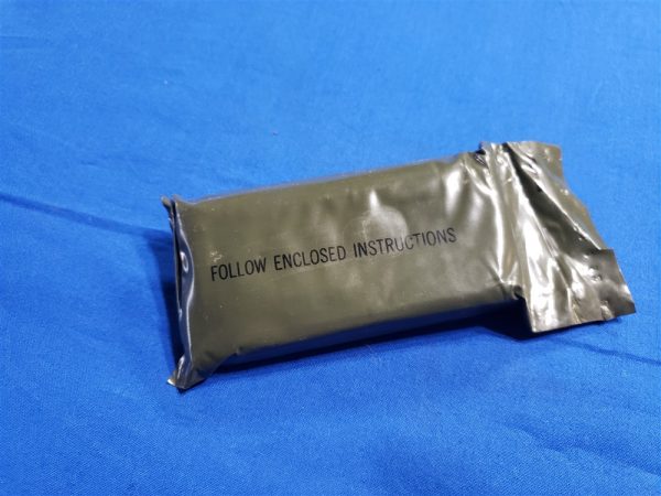 dressing-1972-dated-1st-aid-vietnam-personal-carry-camouflage-4x7